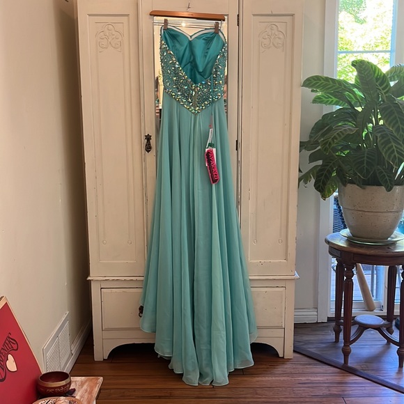 Morilee Paparazzi Strapless Homecoming Winter Formal Prom Dress, size 10 nwt - Picture 4 of 12